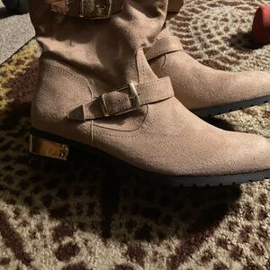 Women boots